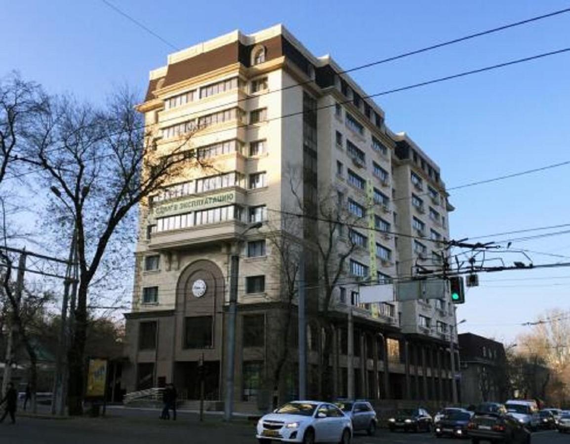 Уютная 2-Комнатная Квартира В Центре Г. Алматы Almaty Exterior foto